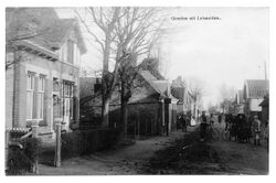 9738: Groeten uit Leimuiden